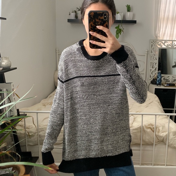 Vince Sweater - Picture 1 of 3